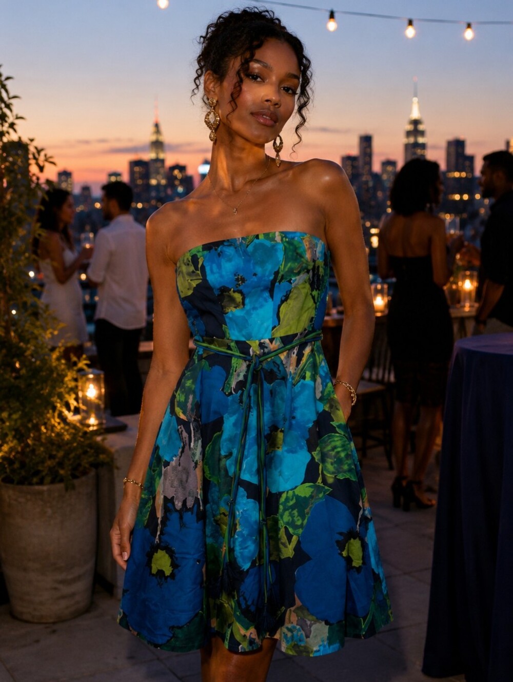 Anthropologie Vanessa Virginia Strapless Dress Blue Green Floral US Size 2